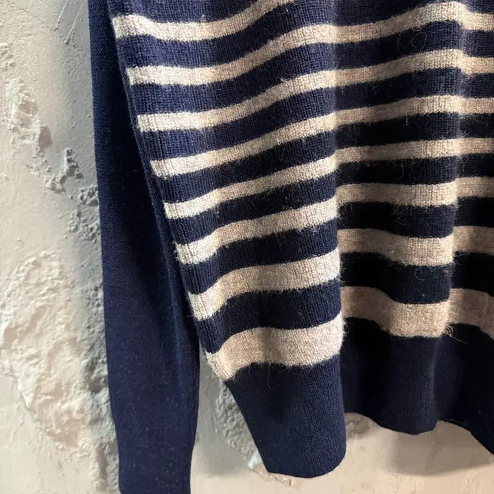 [BUNJANG] TIME Modern Stripe Wool Knit Navy / 타임 TIME 포스트모던 스트라이프 울 니트 네이비 90