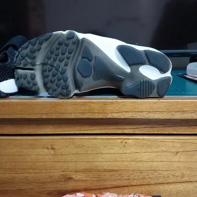 [SOLD OUT] 나이키 정품 에어 리프트  샌들 .240