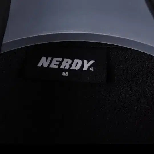 [BUNJANG] NERDY Black Track Set - M / 널디 블랙 트랙 셋업 세트 M