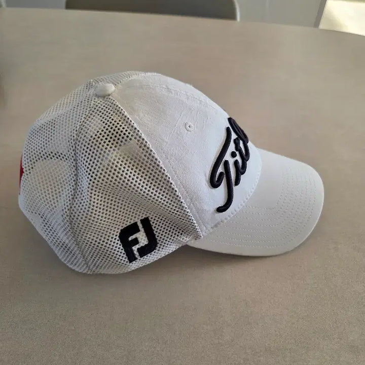 [BUNJANG] Titleist White Mesh Cap / 15000