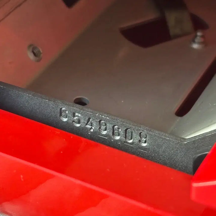 [BUNJANG] Olivetti Valentine Typewriter / 올리베티 발렌타인 타자기 Olivetti valentine s