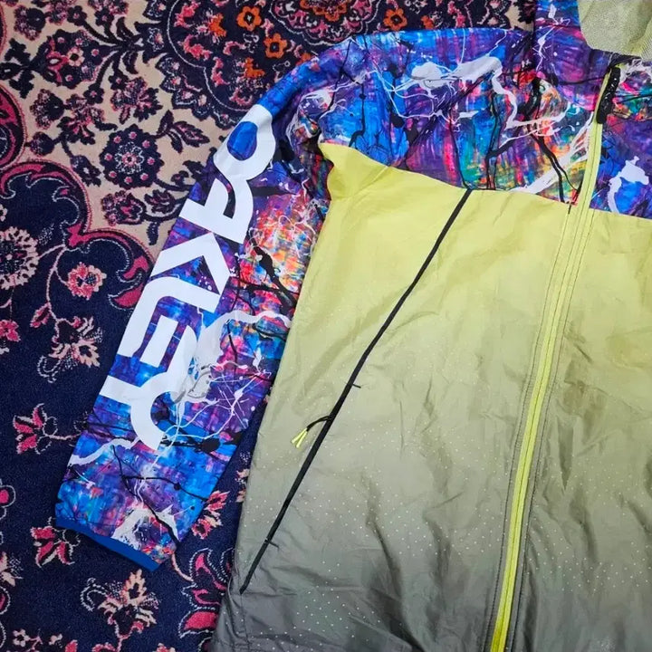 [BUNJANG] OAKLEY Pilot Factory Gradient Windbreaker / 오클리(OAKLEY) 파일럿 팩토리 그라데이션 바람막이