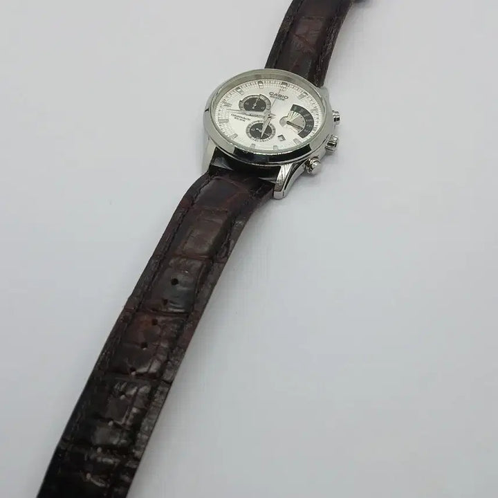 [BUNJANG] Casio BESIDE Chronograph Leather Watch / 카시오 BESIDE 크로노그래프 가죽 시계