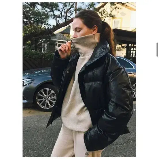 [BUNJANG] Sienne Symbol Leather Down Jacket / 시엔느 심볼 레더 다운패딩