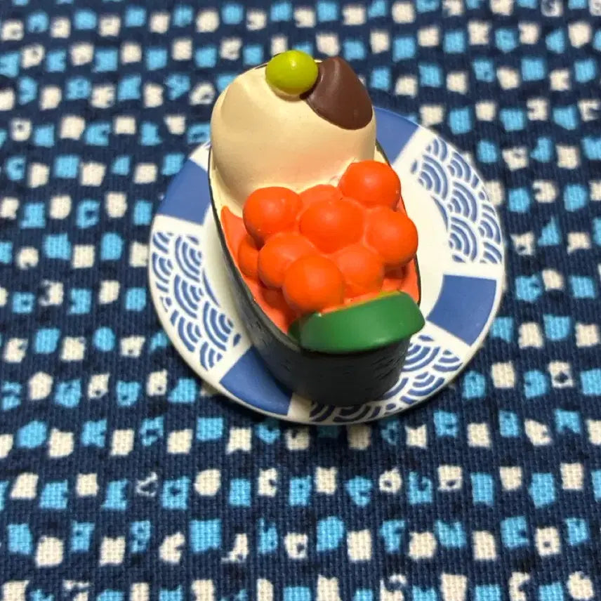 [BUNJANG] Decole Salmon Roe Gunkan Cat Figurine / 단품) 데꼴 2022 초밥집 시리즈 연어알 군함 고양이