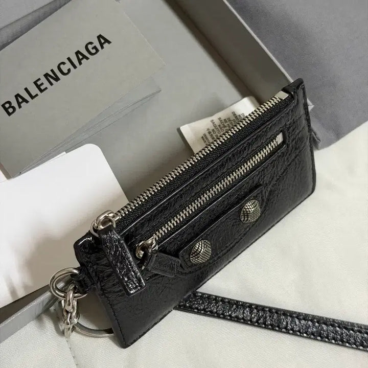 [BUNJANG] Balenciaga Le Cagole Men Card Case on Key Chain Black / 발렌시아가 르 카골 맨 카드 케이스 온 키체인 블랙