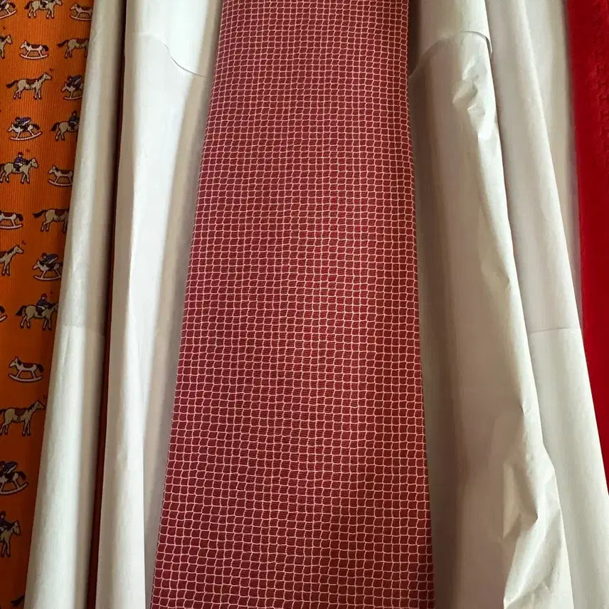 [BUNJANG] Hermes Silk Tie - New with Box / *새상품 에르메스 hermes 명품 넥타이 미사용 박스 포장