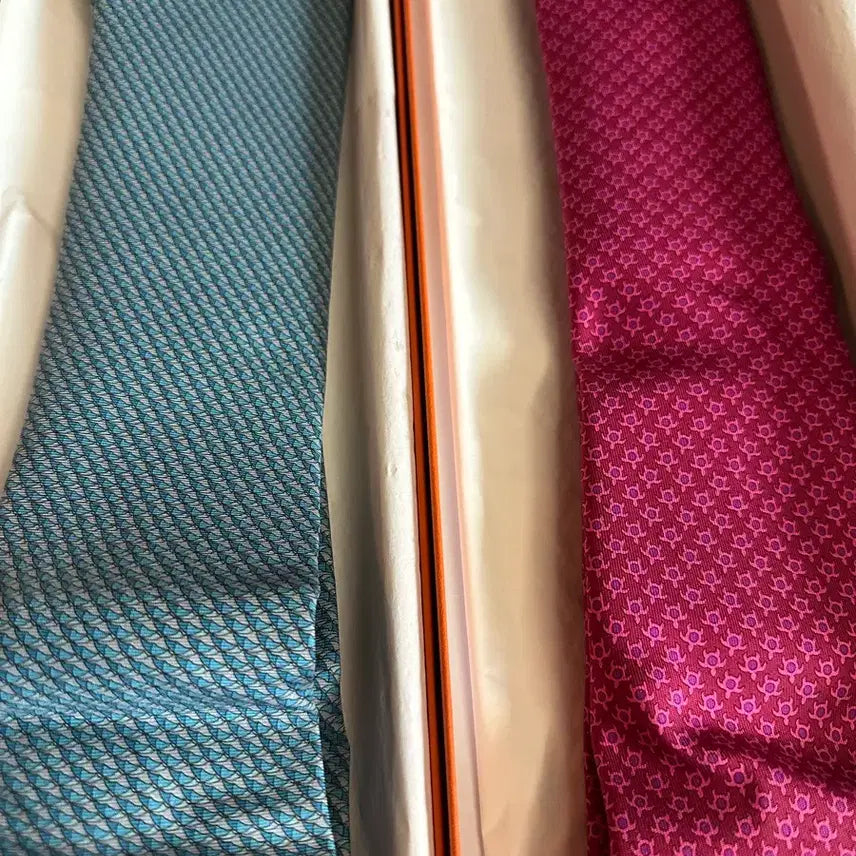 [BUNJANG] Hermes Silk Tie - New with Box / *새상품 에르메스 hermes 명품 넥타이 미사용 박스 포장