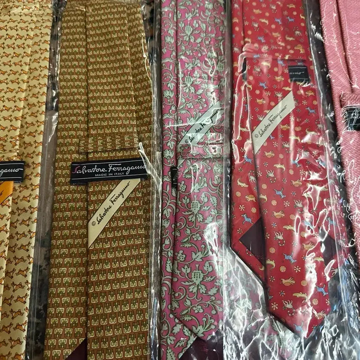 [BUNJANG] Ferragamo Necktie Accessory Set / *새상품 페라가모 명품 넥타이 악세사리 5종