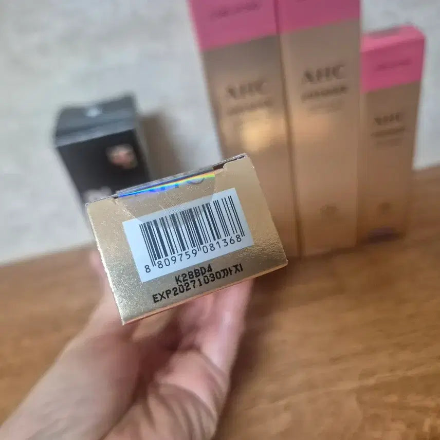 [SOLD OUT] (일괄판매)AHC아이크림 여성아이크림 메디큐브세럼 여성에센스