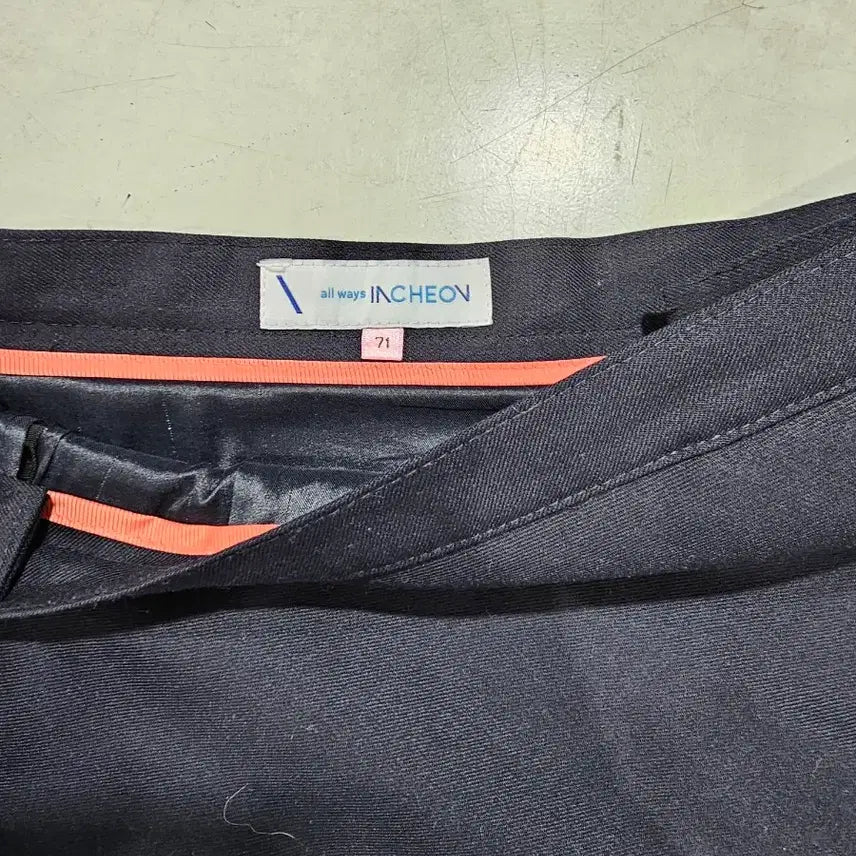 [BUNJANG] Used School Uniform Skirt Size 71 / 중고 교복치마 사이즈 71