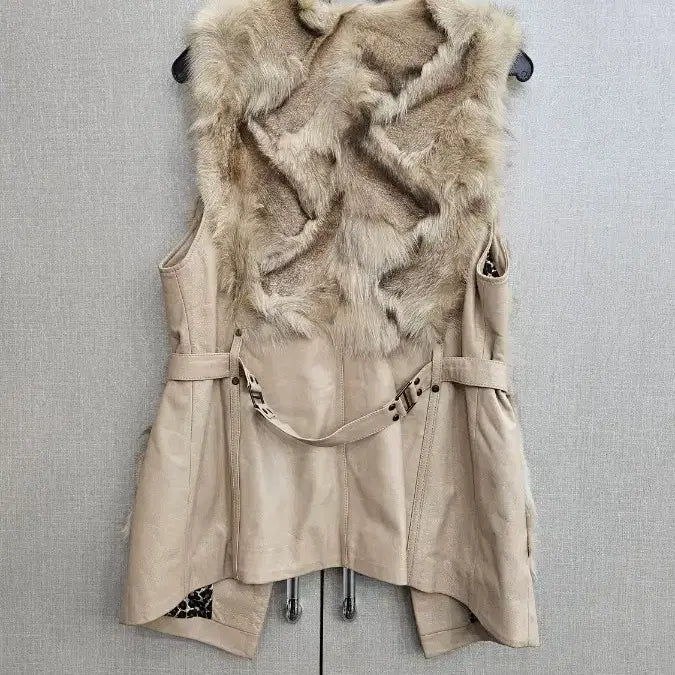 [BUNJANG] Blue Pepe Fur Vest / Blue Pepe 퍼 베스트 조끼