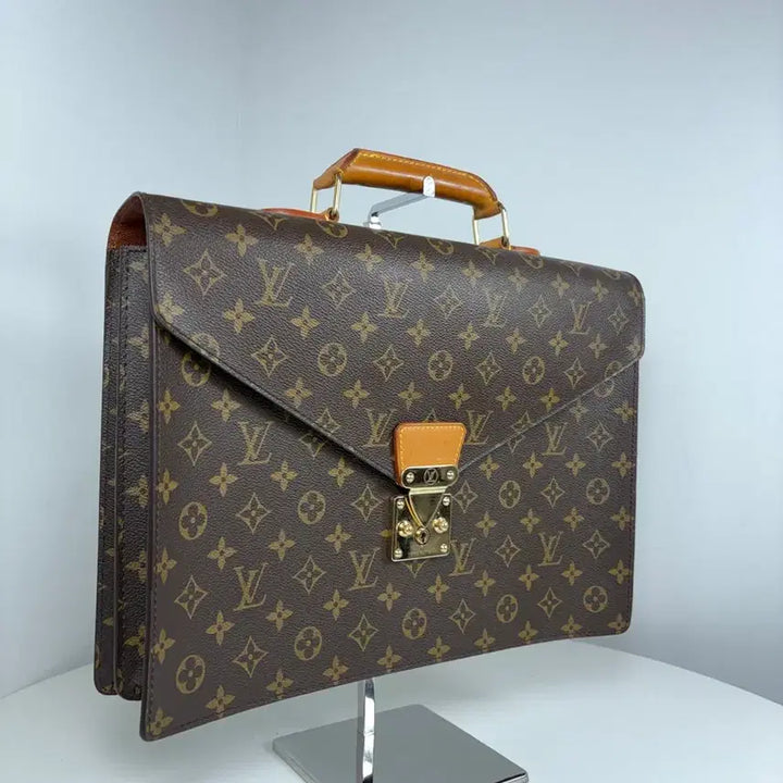 [BUNJANG] Louis Vuitton M53331 Briefcase / 루이비통 M53331 콘세이에 서류가방 브리프케이스