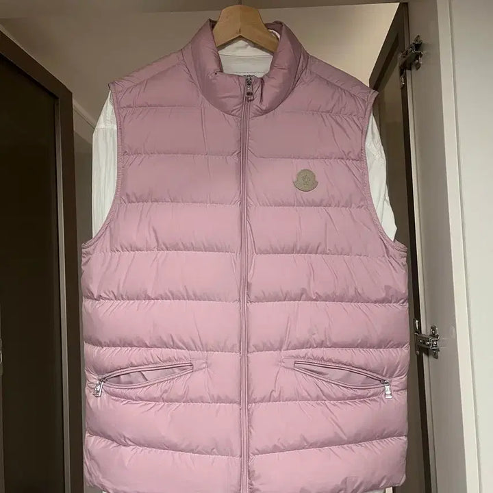 [BUNJANG] Moncler Padded Vest (Size 4) / 몽클레어 패딩조끼 (4사이즈)