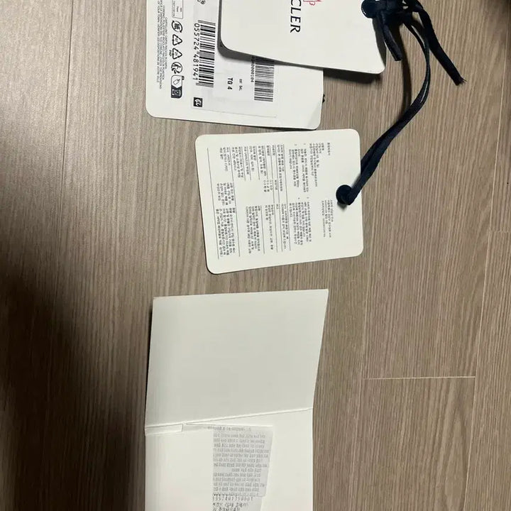 [BUNJANG] Moncler Padded Vest (Size 4) / 몽클레어 패딩조끼 (4사이즈)