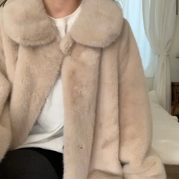 [BUNJANG] AMIMENT Faux Fur Jacket / 아미먼트 퍼자켓 새상품 ( 품절 상품)