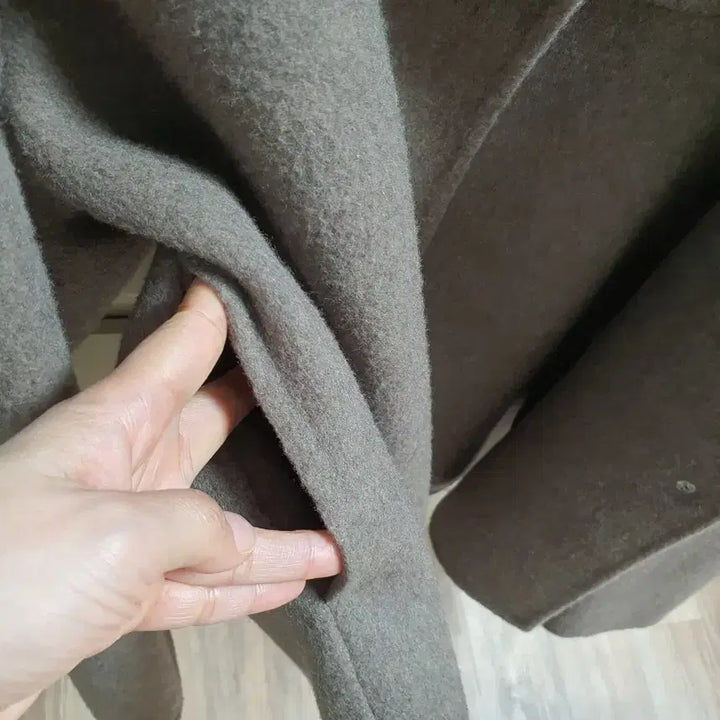 [SOLD OUT] 헬베티카 핸드메이드 숏코트 브라운