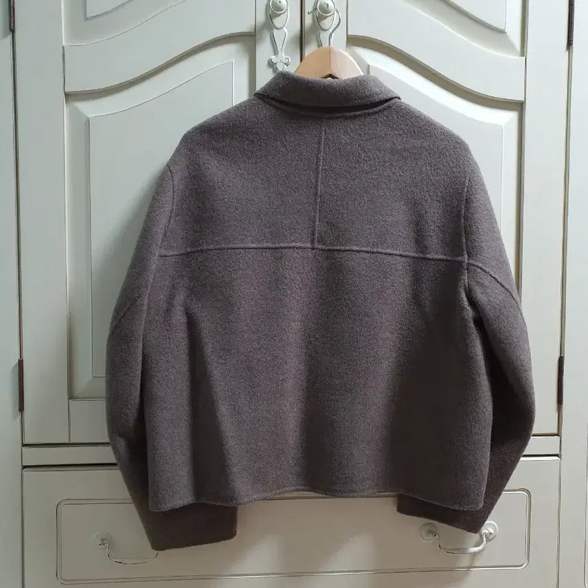 [SOLD OUT] 헬베티카 핸드메이드 숏코트 브라운