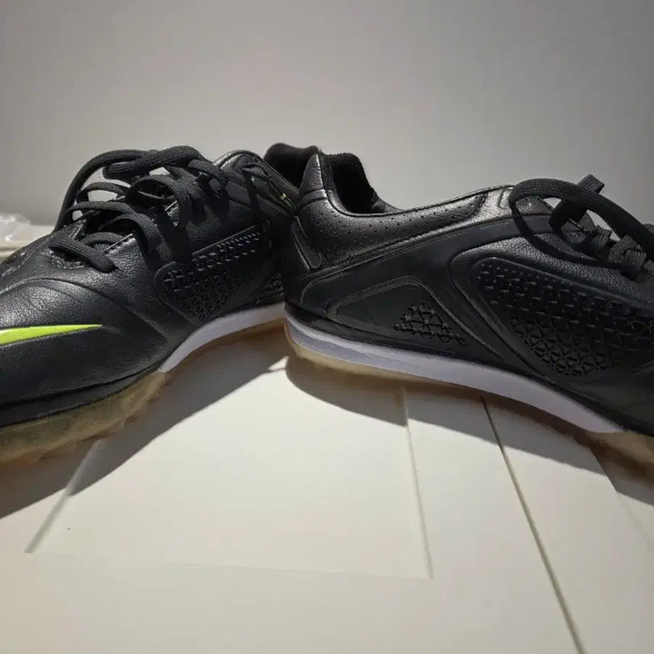 [SOLD OUT] 나이키 CTR360 마에스트리2 창갈이 TF