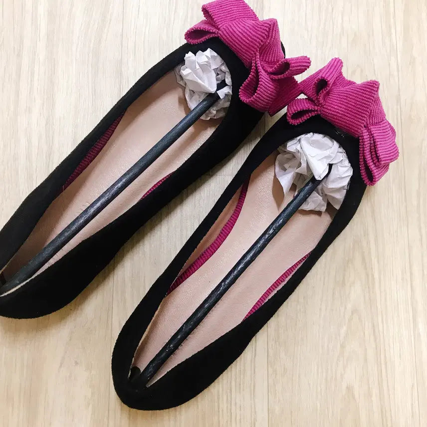 [BUNJANG] Ribbon Flat Shoes (Black + Hot Pink) Suede Flat Shoes / [새상품] 리본플랫 5종 블랙+핫핑크 스웨이드 플랫슈즈