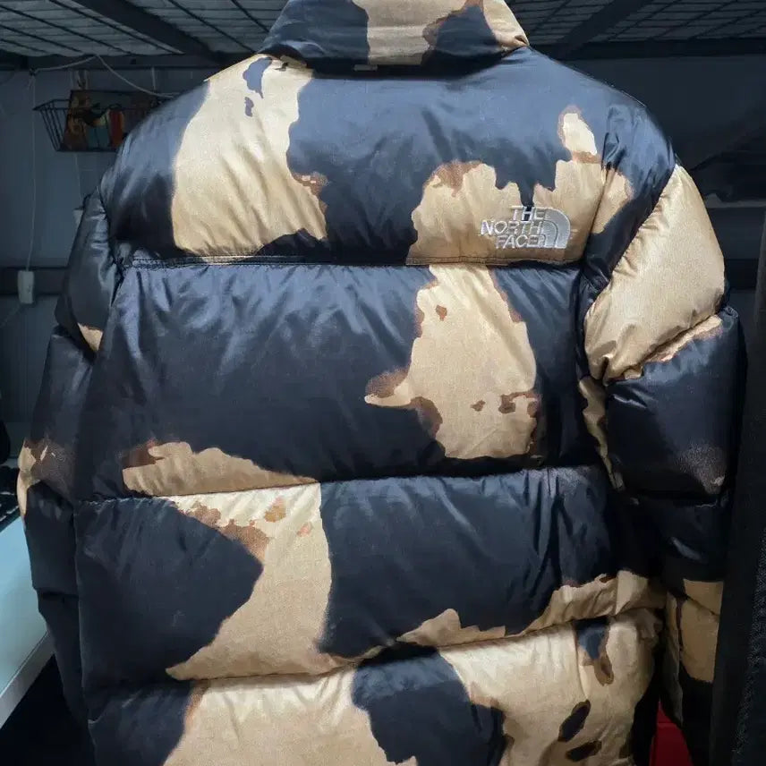 [BUNJANG] Supreme x The North Face Bleached Denim Padded Jacket / 슈프림x노스페이스 블리치드 데님 패딩