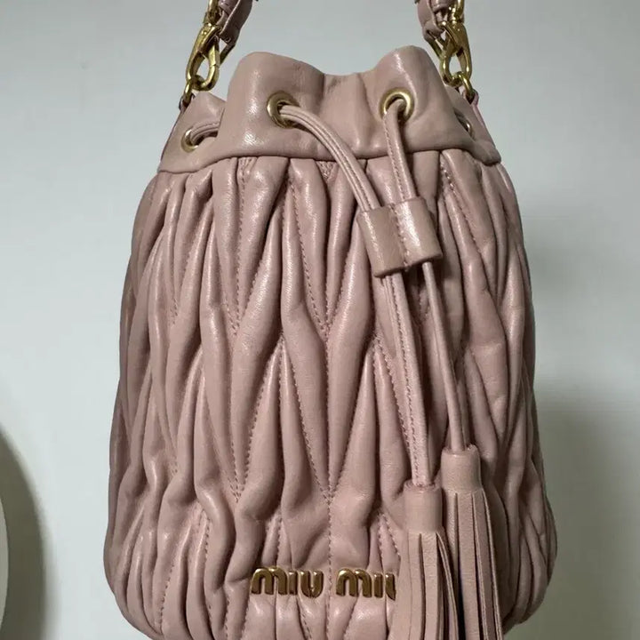 [BUNJANG] Miu Miu Bucket Bag / 미우미우 버킷백