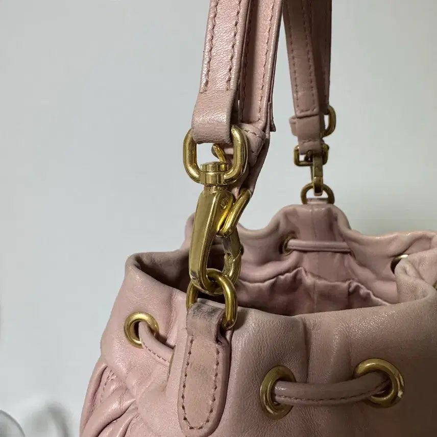 [BUNJANG] Miu Miu Bucket Bag / 미우미우 버킷백