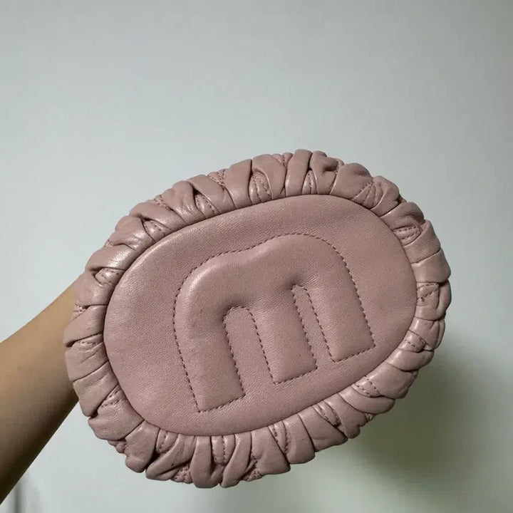 [BUNJANG] Miu Miu Bucket Bag / 미우미우 버킷백