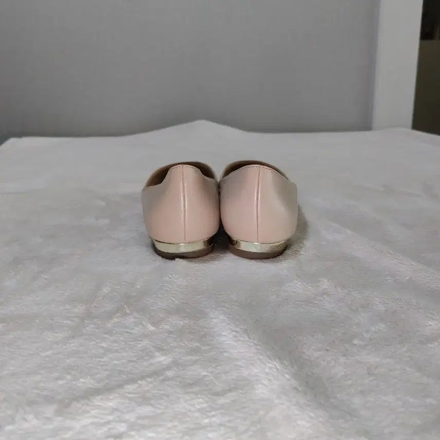 [BUNJANG] ALDO Beige Flat Shoes (Size 230) / (230)알도 베이지색 플랫슈즈