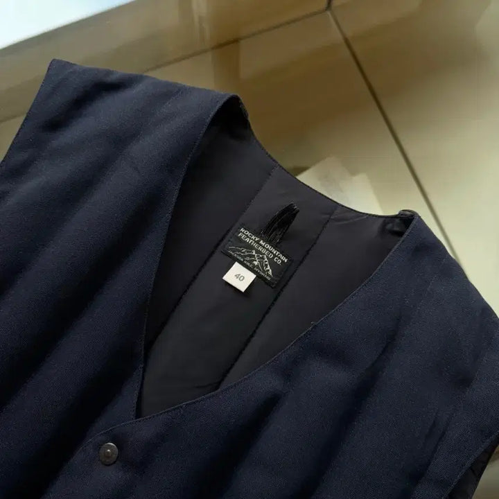 [BUNJANG] Rocky Mountain Featherbed Down Vest for Men / 록키마운틴 페더베드 다운베스트 남성100