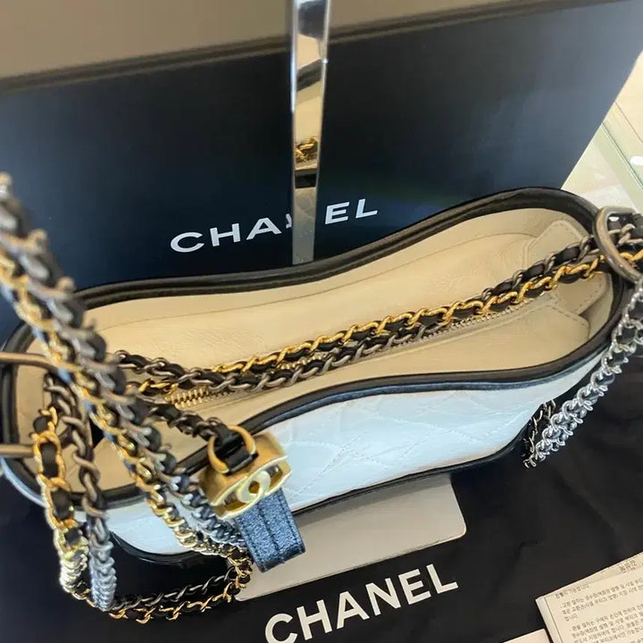 [BUNJANG] Chanel Gabrielle Hobo Bag / [정품] 샤넬 가브리엘 호보백