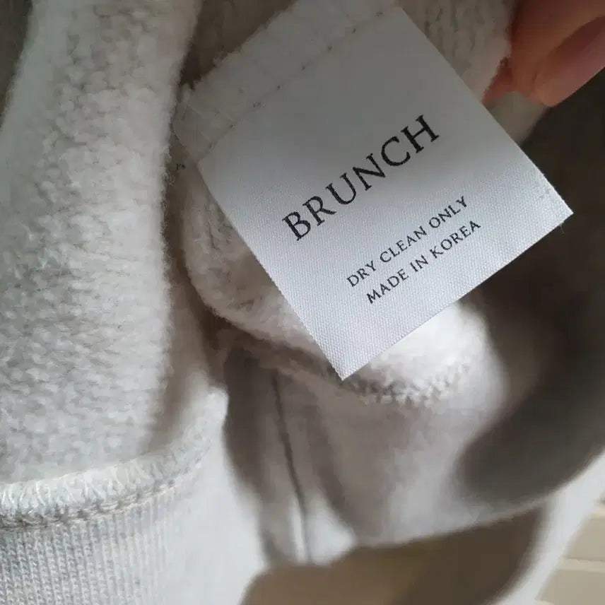 [BUNJANG] Brunch Oatmeal Fleece Sweatshirt / br 브런치 기모 맨투맨 (오트밀 색상)