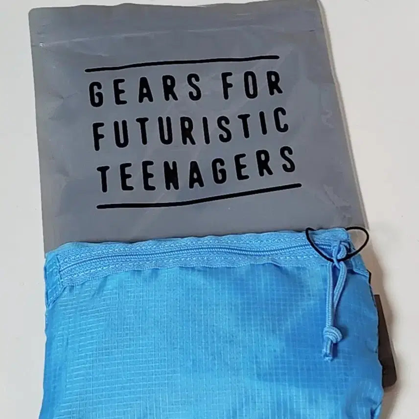 [BUNJANG] Human Made Packable Lightweight Pouch / 휴먼메이드 패커블 라이트 파우치