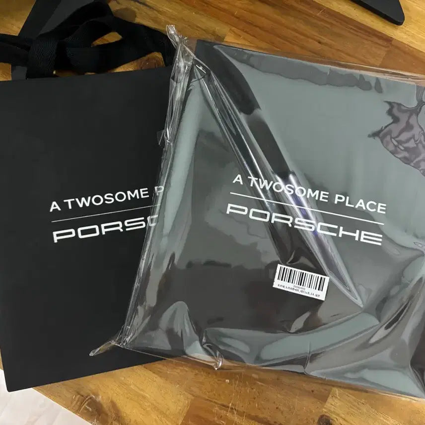 [BUNJANG] Porsche Note Red / 투썸 플레이스 포르쉐 노트 레드