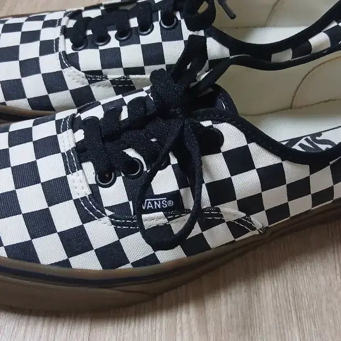 [BUNJANG] Vans Authentic Checkerboard Sneakers (Size 260) / 반스 어센틱 체커보드 스니커즈 // 260