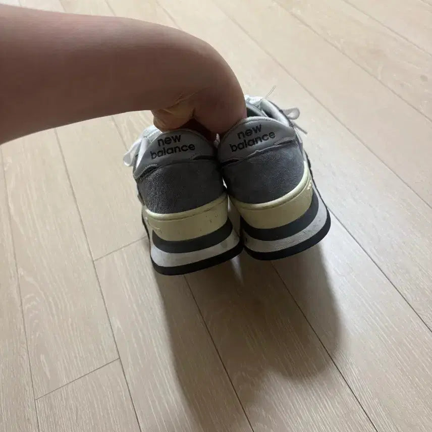 [BUNJANG] New Balance 990v1 Made in Grey Sneakers / 뉴발란스 990v1 메이드 그레이 225사이즈