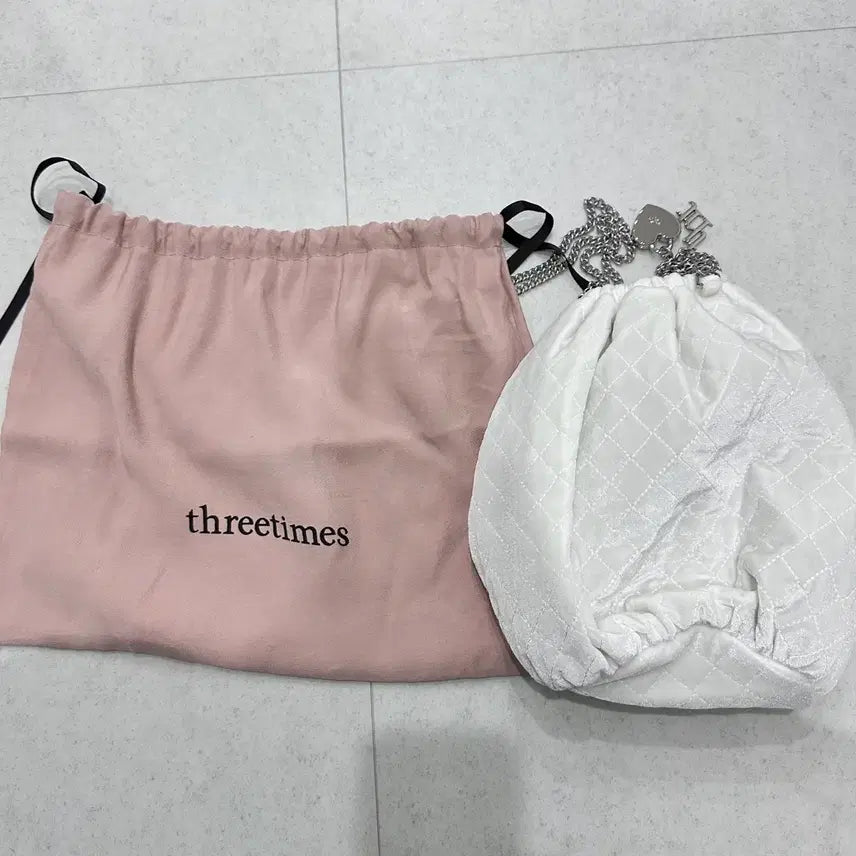 [BUNJANG] Three Times Waffle Bucket Bag White / 쓰리타임즈 와플 버킷백 화이트 새상품