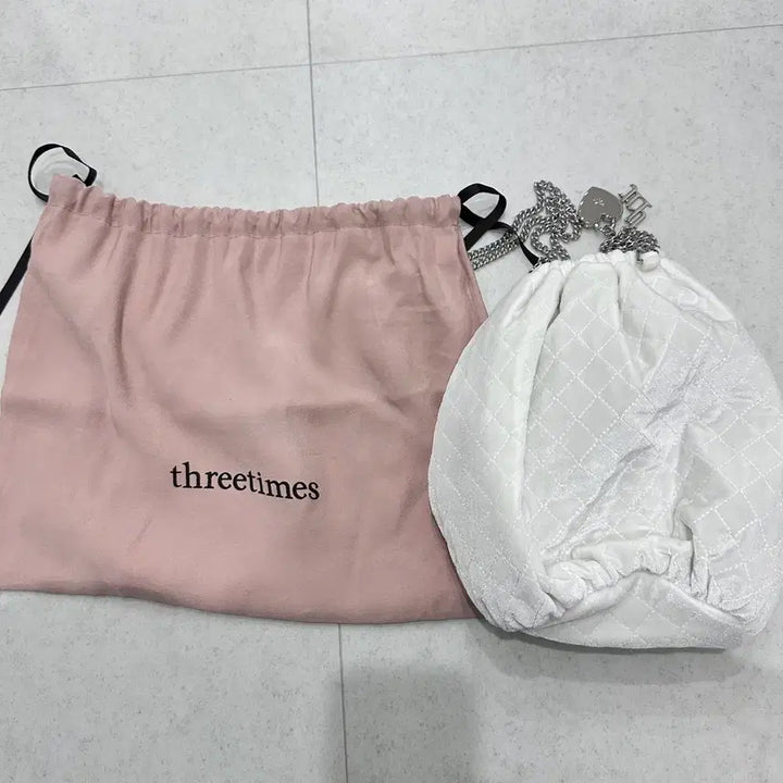 [BUNJANG] Three Times Waffle Bucket Bag White / 쓰리타임즈 와플 버킷백 화이트 새상품