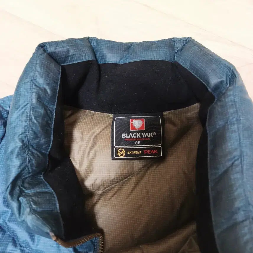 [BUNJANG] Blackyak Goose Down Gore-Tex Padded Jacket / 블랙야크 패딩 구스다운 고어텍스