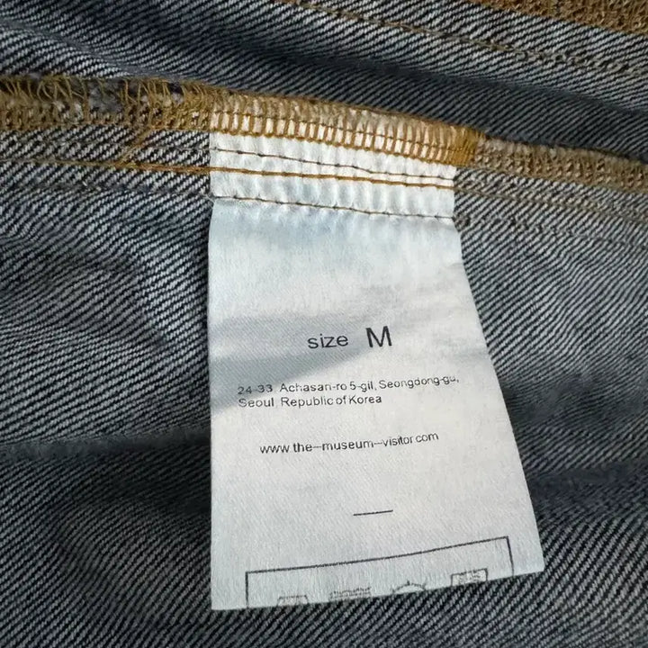 [BUNJANG] The Museum Visitor Curved Zipper Denim Jacket / 더뮤지엄비지터 커브드 지퍼 데님 자켓