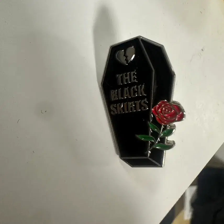 [BUNJANG] The Black Skirts Concert Badge / 검정치마 콘서크 뱃지