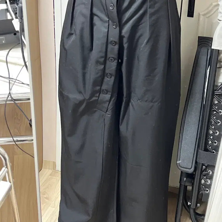 [BUNJANG] Black Button Skirt Pants / 블랙 버튼 치마바지 28 29