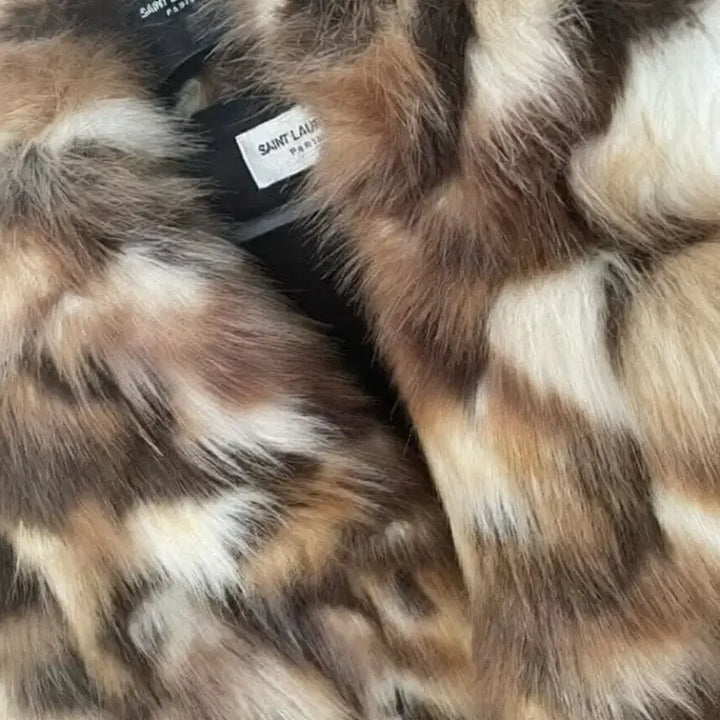 [BUNJANG] Saint Laurent 19AW Double Breasted Fur Jacket / [장근석님 착용] 생로랑 19AW 더블 브레스티드 퍼 자켓