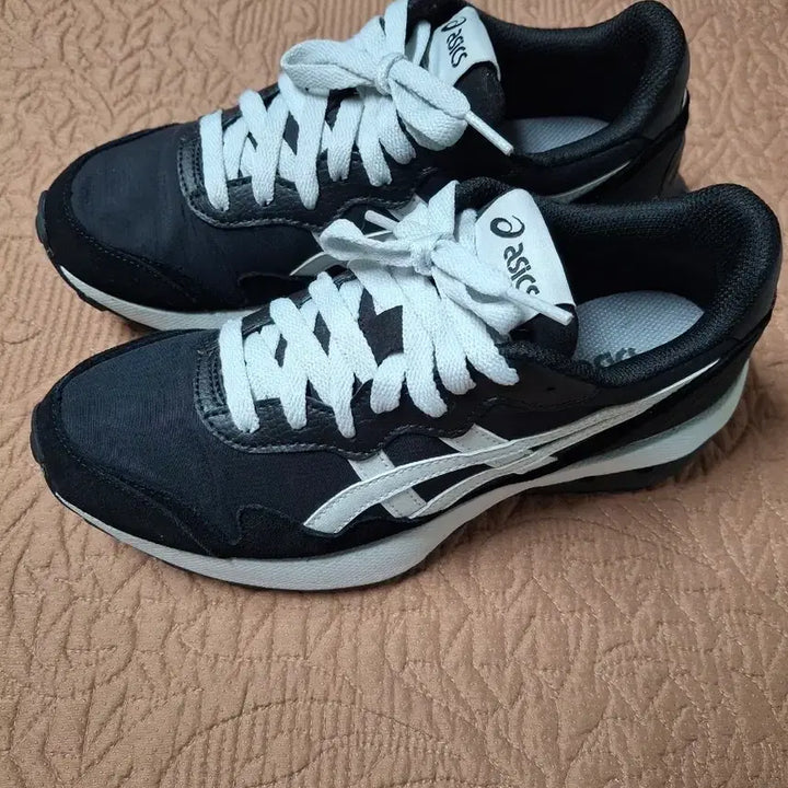 [BUNJANG] ASICS Jogger X81 Running Shoes (Size 245) / 245 아식스 조거X81 조깅화 운동화 [1295]