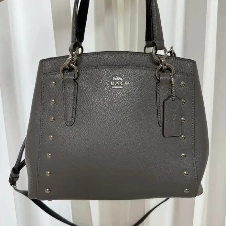 [BUNJANG] Coach Studded Bag Gray / 코치 스터드 장식 가방 그레이