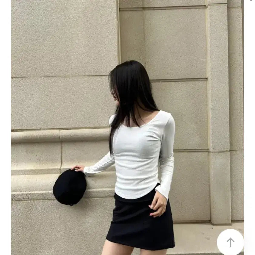 [BUNJANG] Optenso Roni U-Neck T-Shirt / 옵텐소 roni u-neck t-shirt 기모 화이트