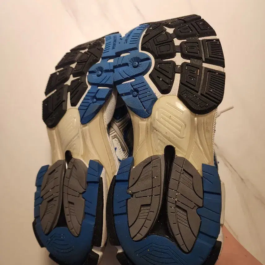 [BUNJANG] Balenciaga Runner Sneakers Blue White / [39]발렌시아가 러너 스니커즈 블루 화이트