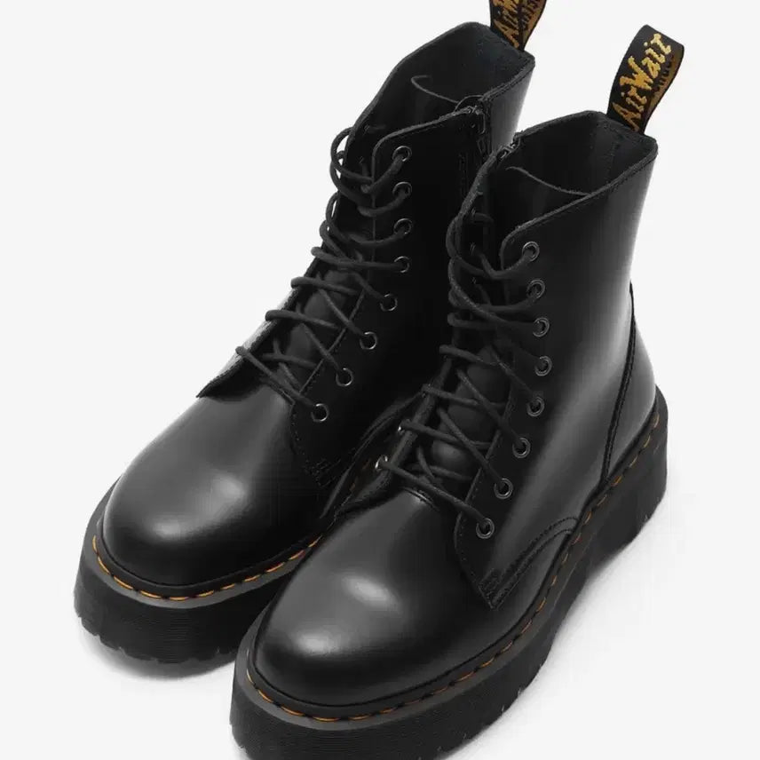 [BUNJANG] Dr. Martens Jadon Smooth Boots / (1회 착용) 닥터마틴 제이든 스무스 240