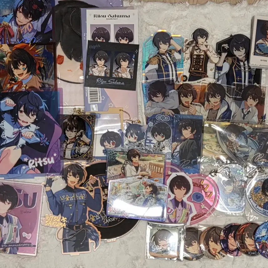 [BUNJANG] Ensemble Stars Ritz Bundle Set Acrylic Stand, Ice Cream Nui, Anniversary Pasha, Similar Keyring, Magic Stick, Can Badge, Block / 앙스타리츠일괄처분아크릴스탠드아이스크림누이주년파샤유사키링매직스틱캔뱃지블록