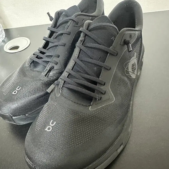 [BUNJANG] Kiss Cloudzone Black / 265)온러닝 키스 클라우드존 블랙